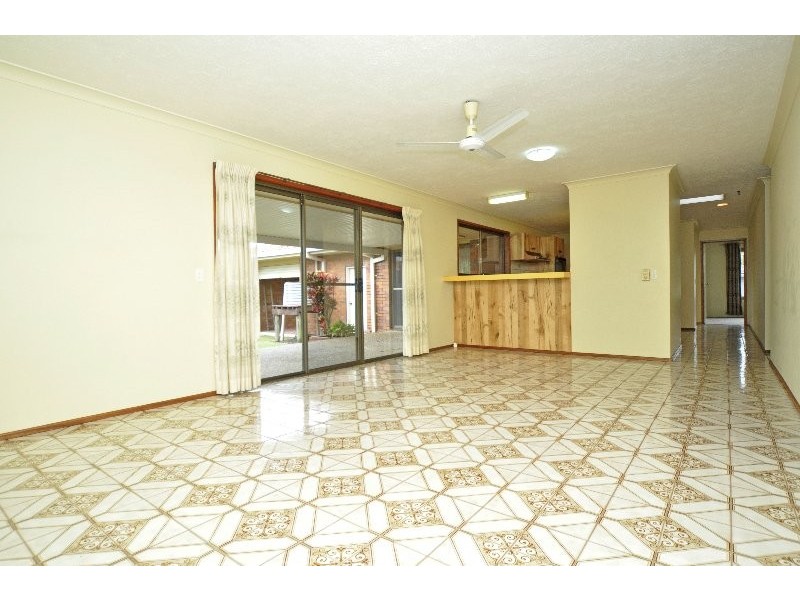 3 Primrose Court, Hollywell QLD 4216