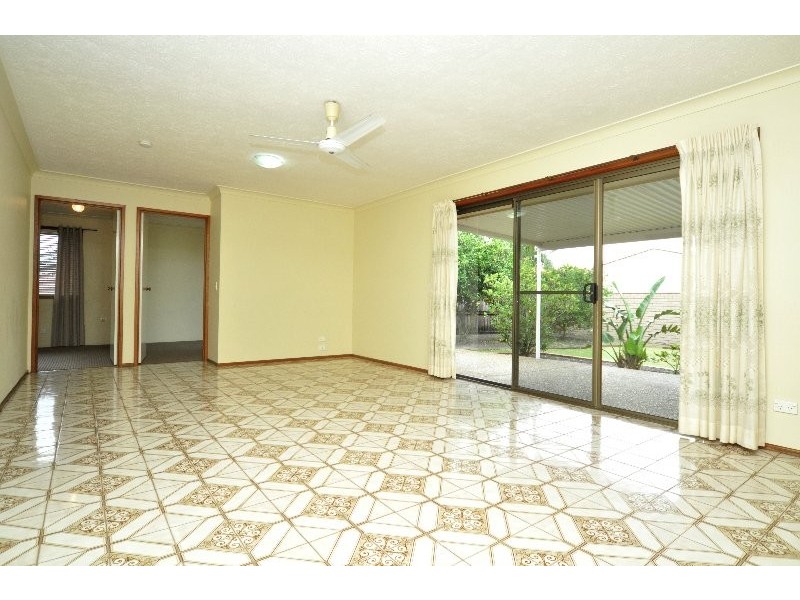 3 Primrose Court, Hollywell QLD 4216