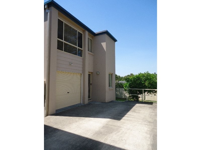 4B Ikana Court, Southport QLD 4215