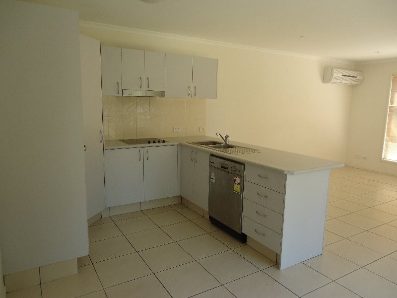 4B Ikana Court, Southport QLD 4215