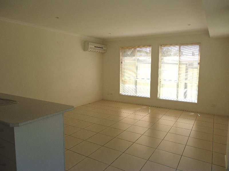 4B Ikana Court, Southport QLD 4215