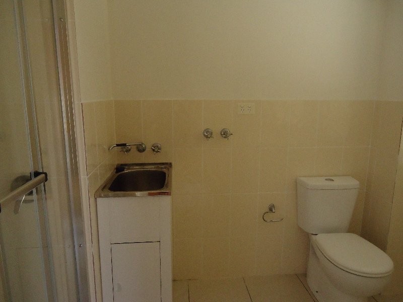 4B Ikana Court, Southport QLD 4215