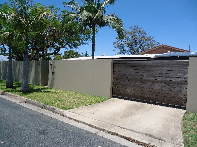 8 Amaroo Street, Biggera Waters QLD 4216