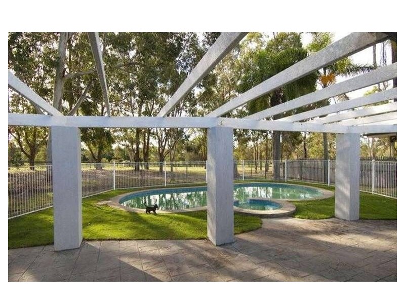 24 Greg Norman Crescent, Parkwood QLD 4214