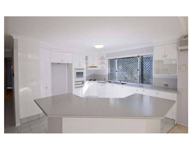 24 Greg Norman Crescent, Parkwood QLD 4214