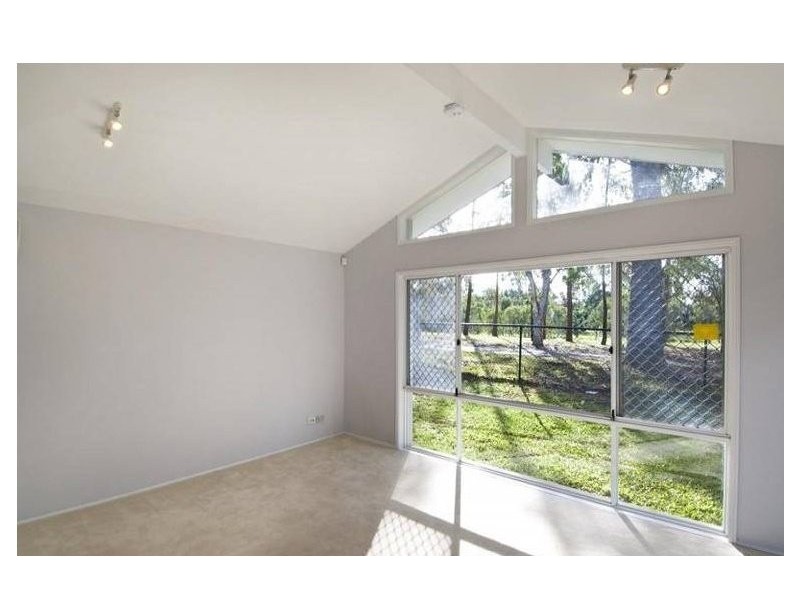 24 Greg Norman Crescent, Parkwood QLD 4214