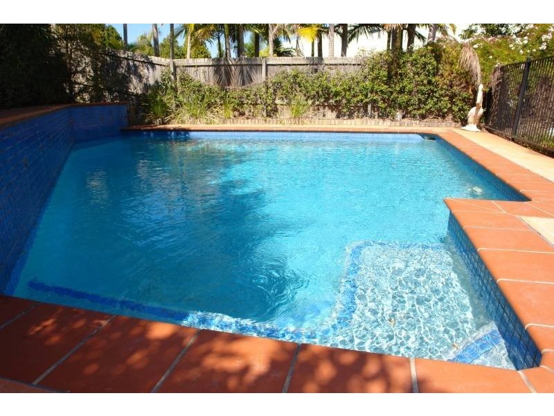 6 Morfantaine Terrace, Parkwood QLD 4214