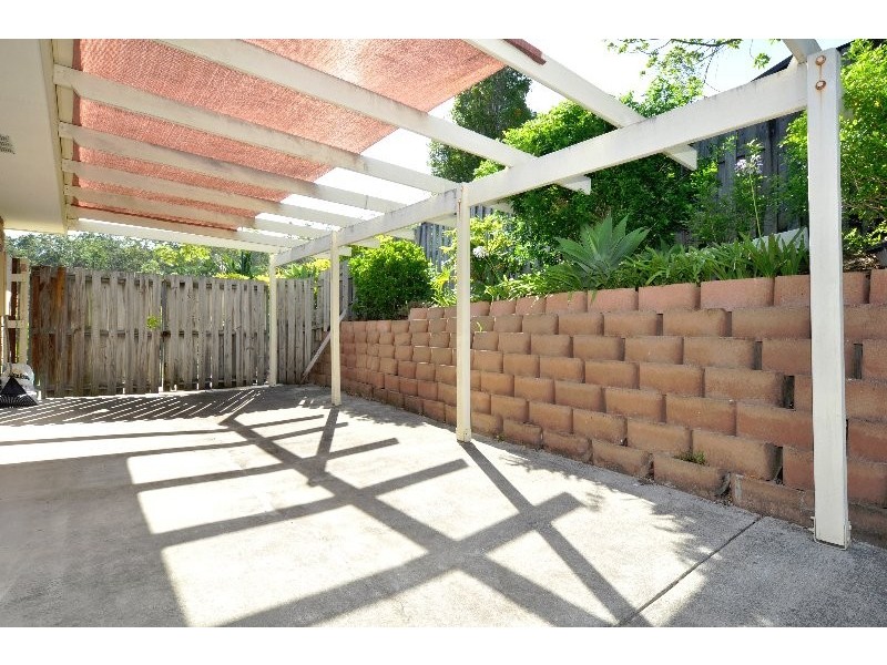 11 Malekula Rise, Pacific Pines QLD 4211