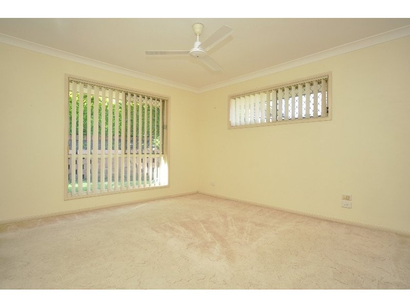 11 Malekula Rise, Pacific Pines QLD 4211