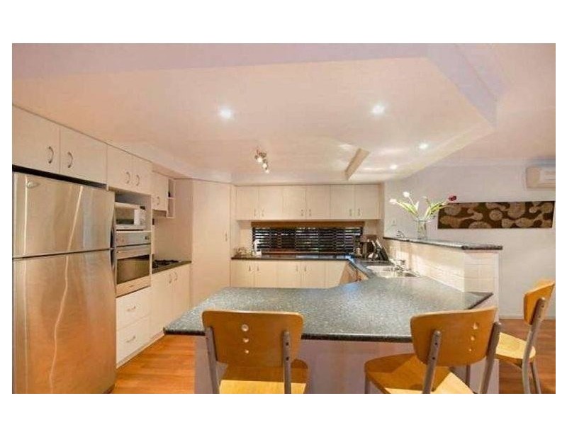 1 Shoe Street, Hope Island QLD 4212