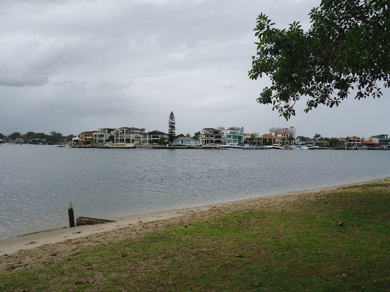 2/30 Birt Avenue, Surfers Paradise QLD 4217