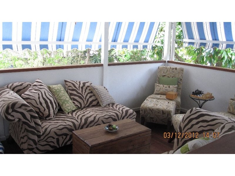 49 Ashbourne Terrace, Biggera Waters QLD 4216