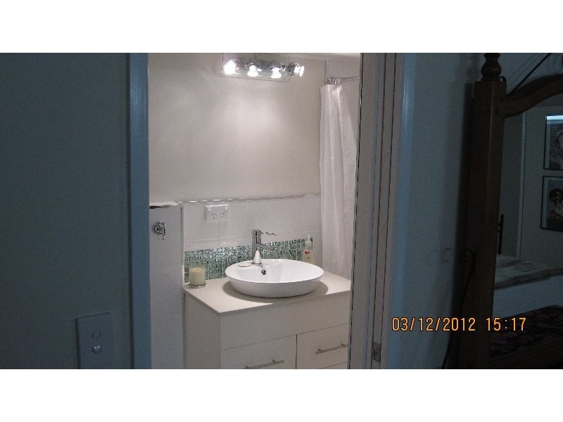 49 Ashbourne Terrace, Biggera Waters QLD 4216