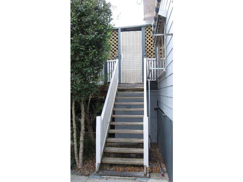 49 Ashbourne Terrace, Biggera Waters QLD 4216