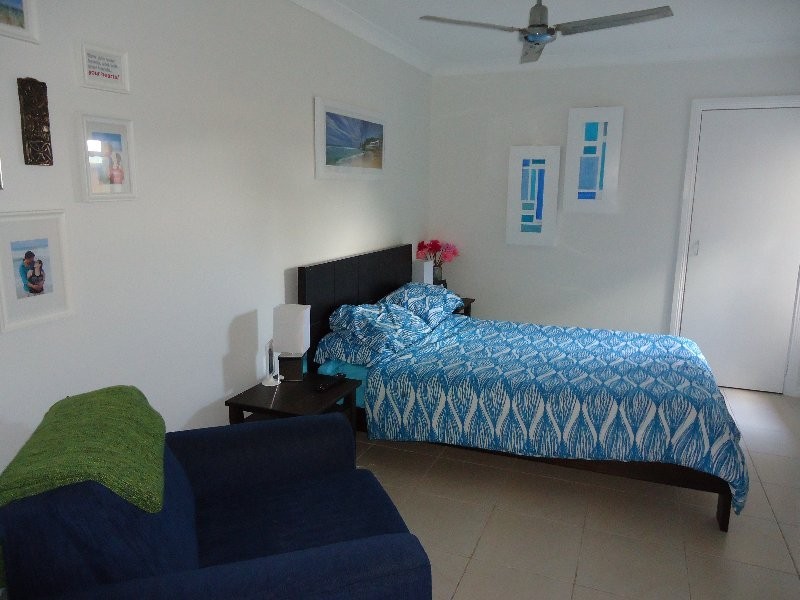 2/200 Olsen Avenue, Arundel QLD 4214