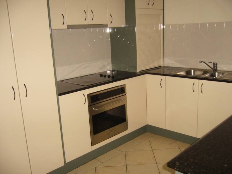 3/228 Queen Street, Southport QLD 4215