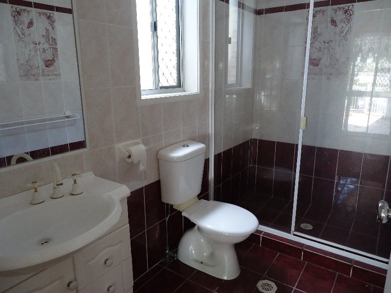 1/5 Perry Place, Biggera Waters QLD 4216