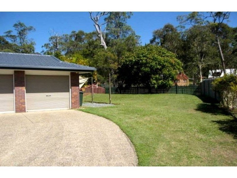 19 Crampton Court, Parkwood QLD 4214