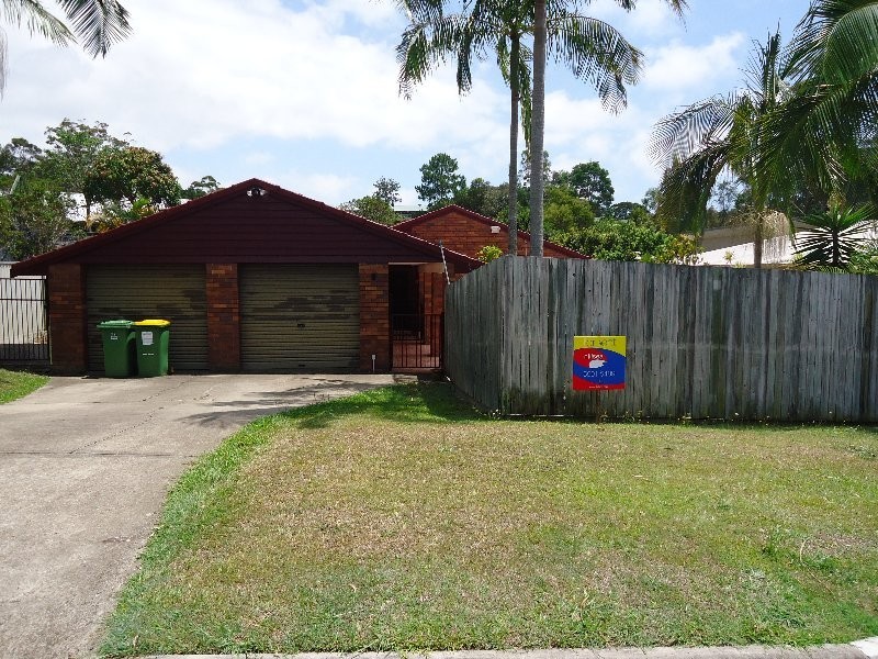 27 Merinda Court, Southport QLD 4215