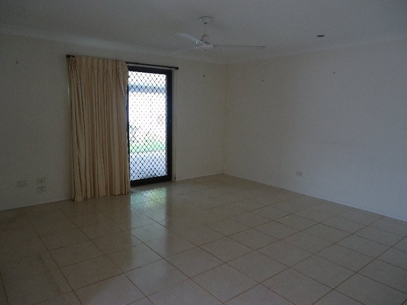 27 Merinda Court, Southport QLD 4215