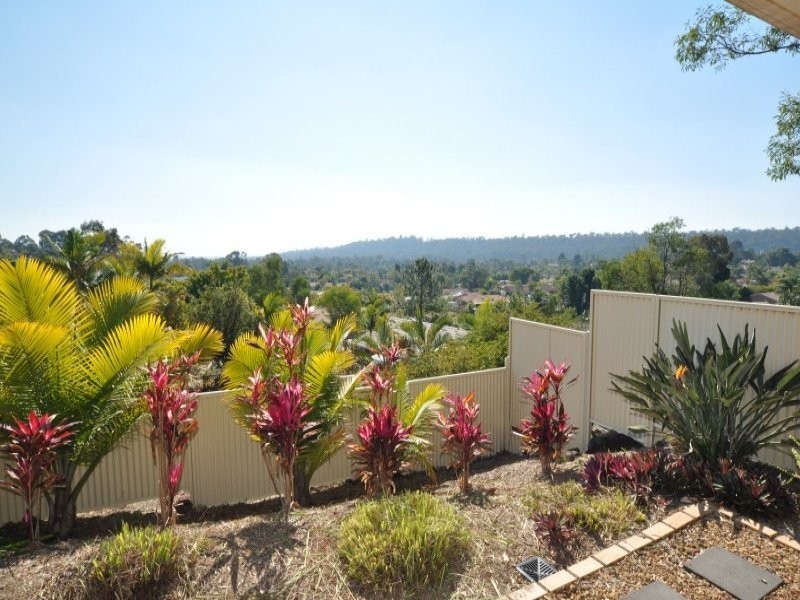 10 Broadway Drive, Oxenford QLD 4210