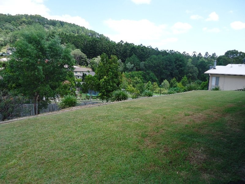 1 Lambert Drive, Maudsland QLD 4210