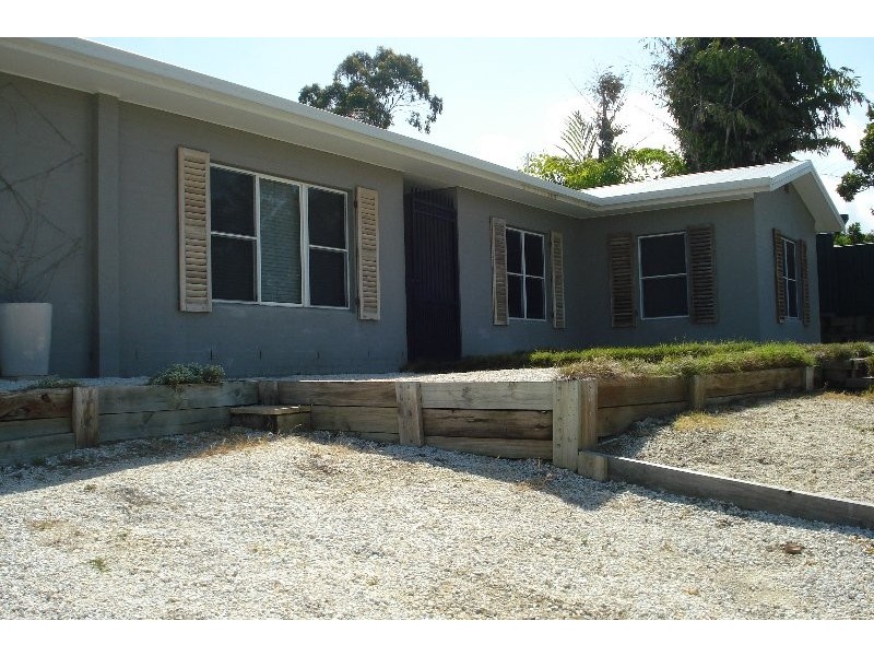 16 Tamworth Drive, Helensvale QLD 4212
