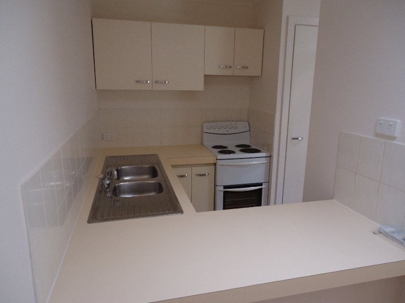 2/7 Hentdale Court, Labrador QLD 4215