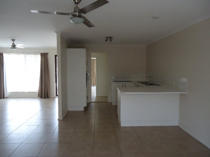 1/96 Kangaroo Avenue, Coombabah QLD 4216