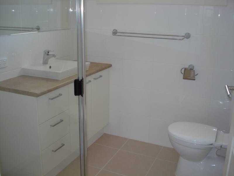 1/27 Drake Avenue, Paradise Point QLD 4216