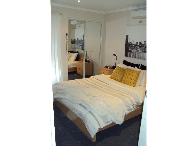 1/5 Melanie Place, Labrador QLD 4215