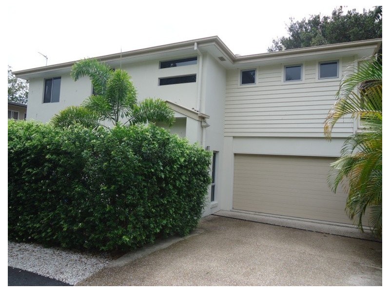 2/26 Gordon Street, Labrador QLD 4215