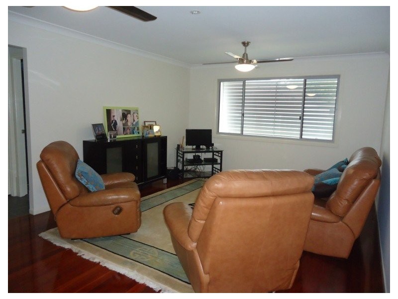 2/26 Gordon Street, Labrador QLD 4215