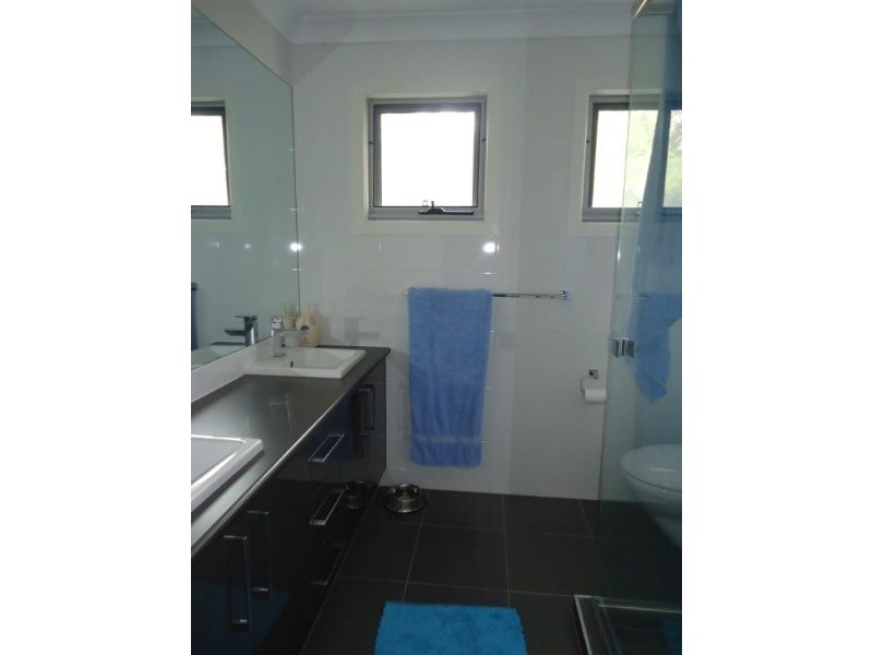 2/26 Gordon Street, Labrador QLD 4215