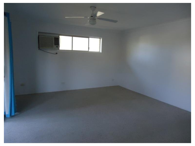 33 Mungera Street, Runaway Bay QLD 4216