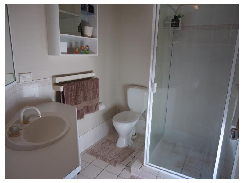 1/15 Gemma Glade, Labrador QLD 4215