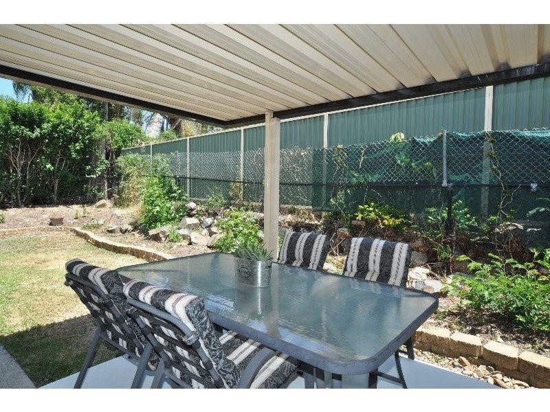 2/42 Village Way, Oxenford QLD 4210