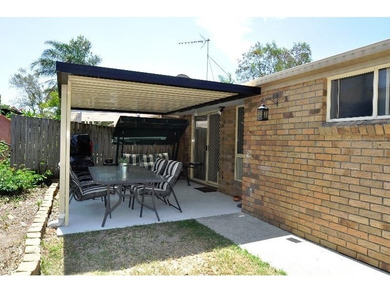 2/42 Village Way, Oxenford QLD 4210