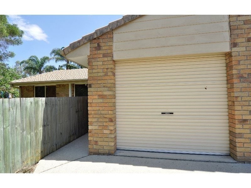 2/42 Village Way, Oxenford QLD 4210