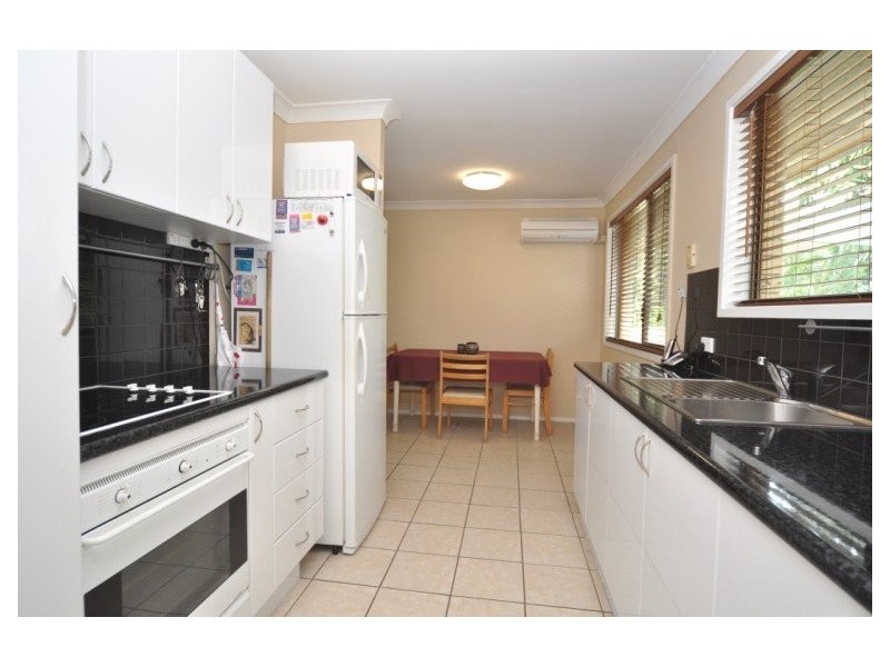 2/192 Oxley Drive, Coombabah QLD 4216
