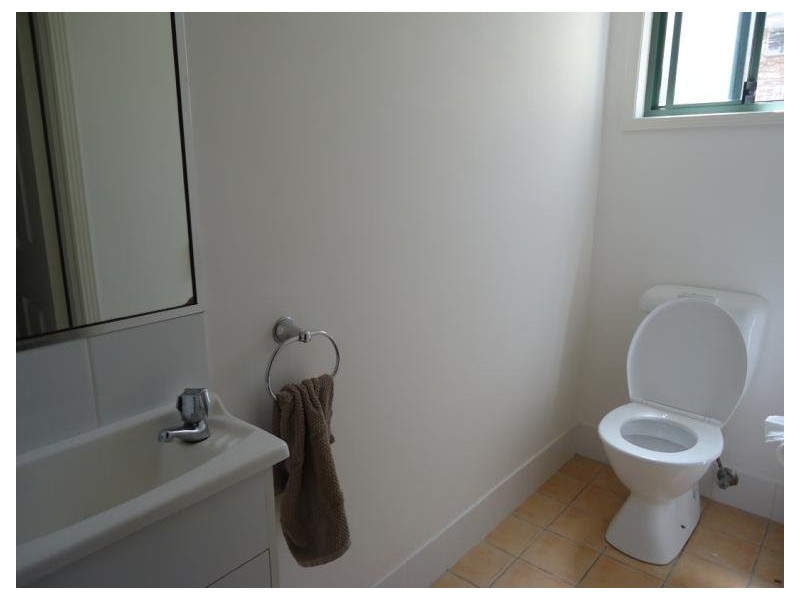 2/3 Bradford Street, Labrador QLD 4215