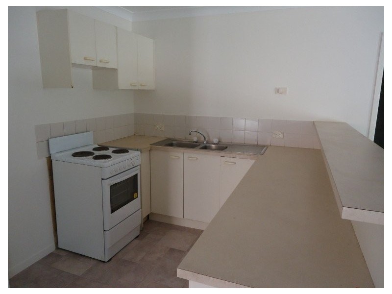 5/137 Olsen Avenue, Labrador QLD 4215