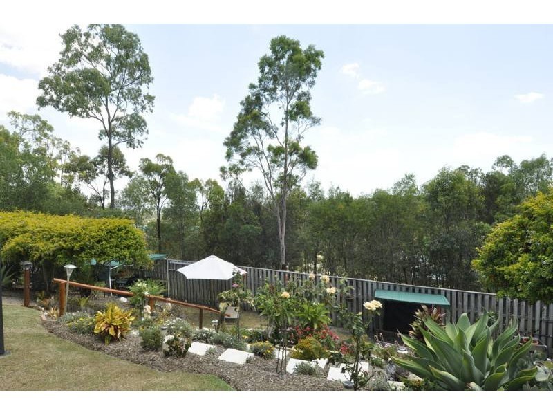 24 Manra Way, Pacific Pines QLD 4211