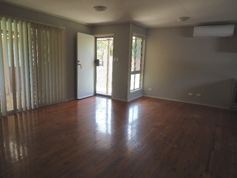 15 Pananche Street, Molendinar QLD 4214