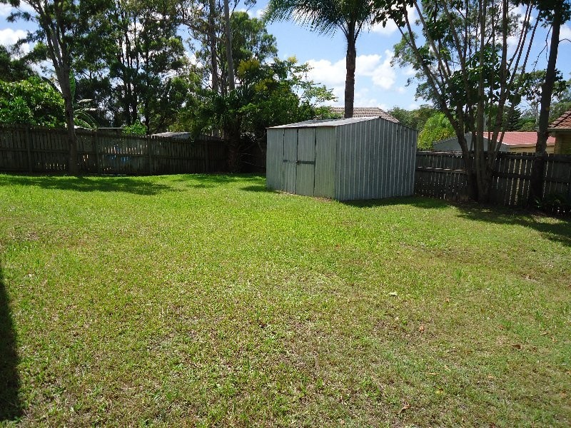 15 Pananche Street, Molendinar QLD 4214