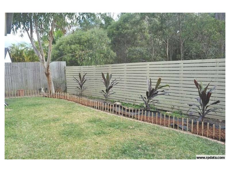 16 Lockwood Place, Molendinar QLD 4214