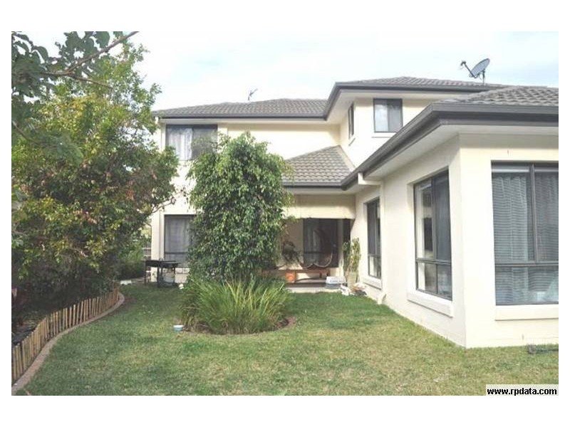 16 Lockwood Place, Molendinar QLD 4214