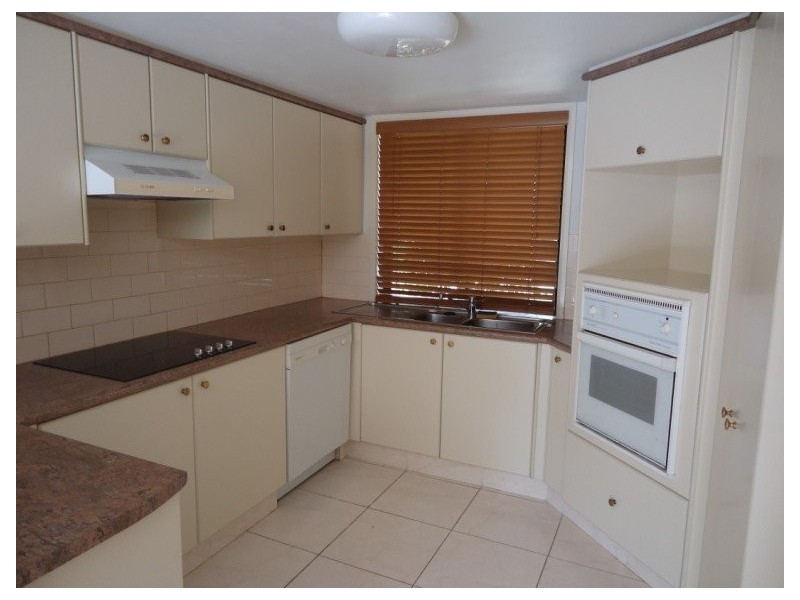 1/56 Daintree Drive, Parkwood QLD 4214