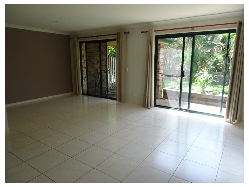 1/56 Daintree Drive, Parkwood QLD 4214