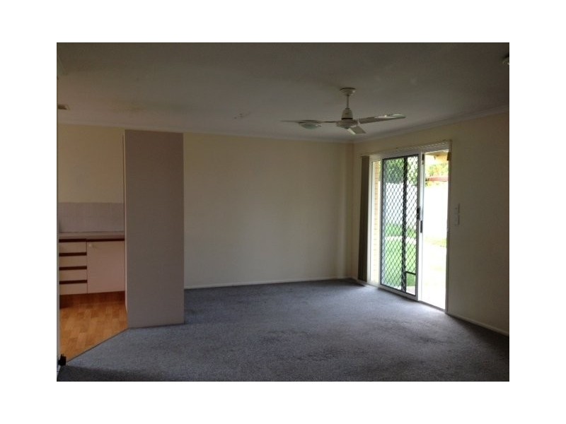 1/348 Government Road, Labrador QLD 4215